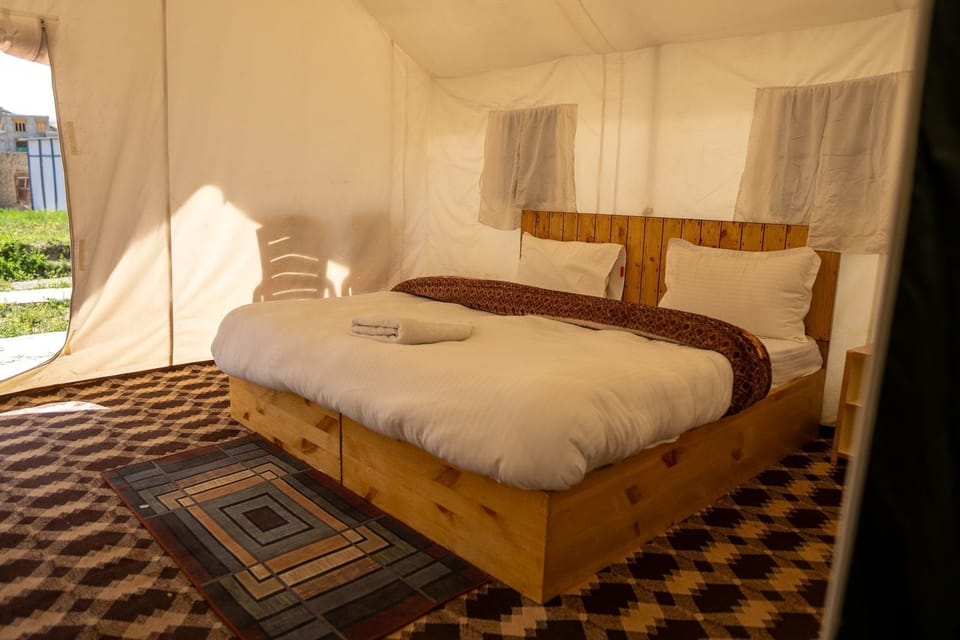 Deluxe Tent