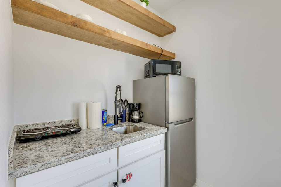 Kitchenette