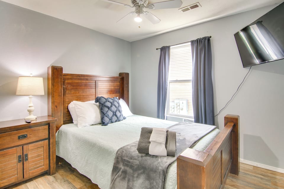 Bedroom 2 | Queen Bed | 1st-Floor Unit