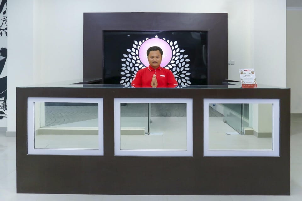 Entrance / Reception