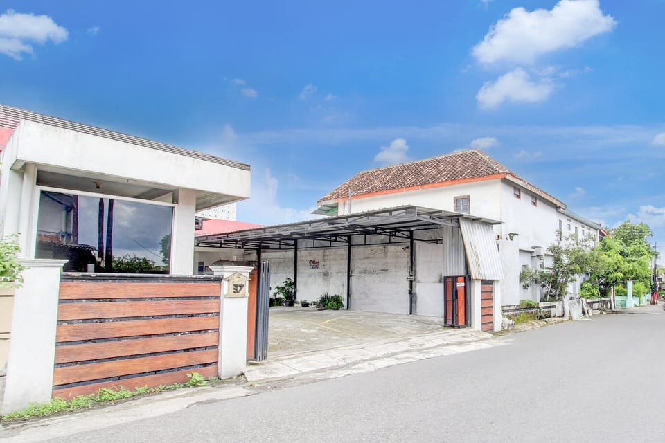 Holiday Home Exterior [summer]
