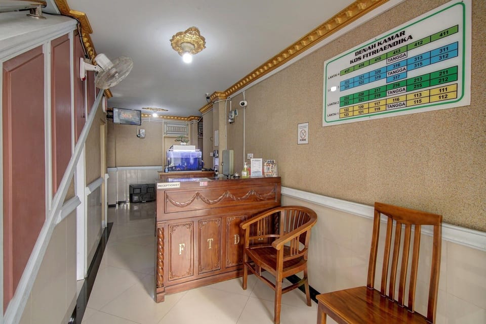 Entrance / Reception