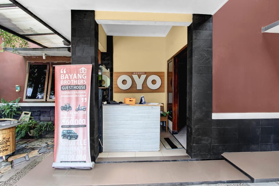 Entrance / Reception