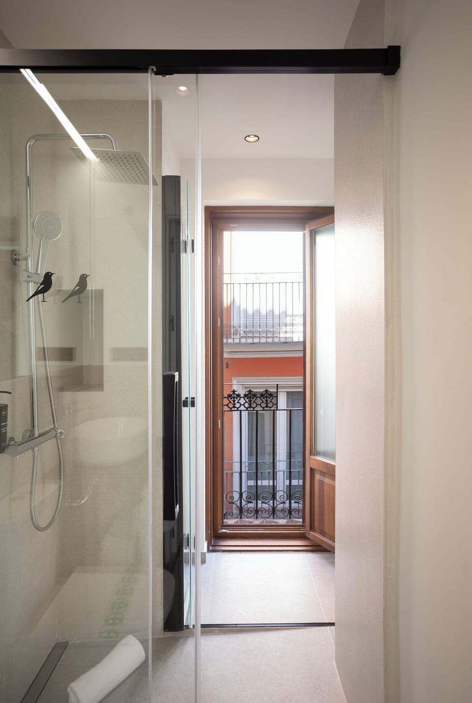 Standard Apartment, City View | Bathroom | Shower, hair dryer, towels, soap