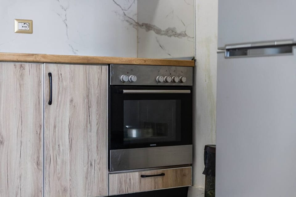 Fully-equipped kitchen details
