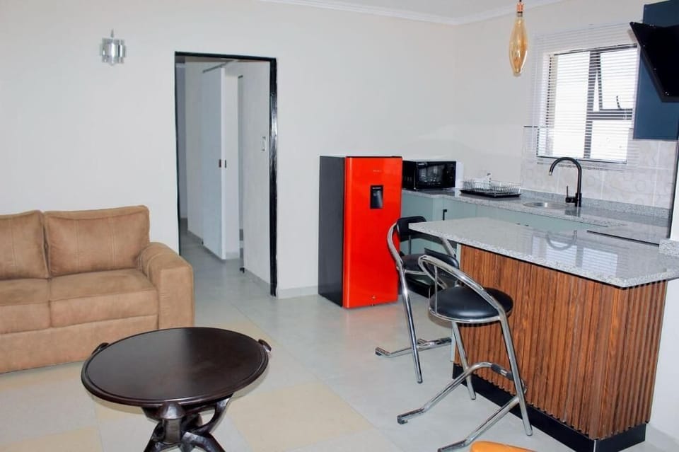 Deluxe Double Room, Balcony, Pool View | Interior