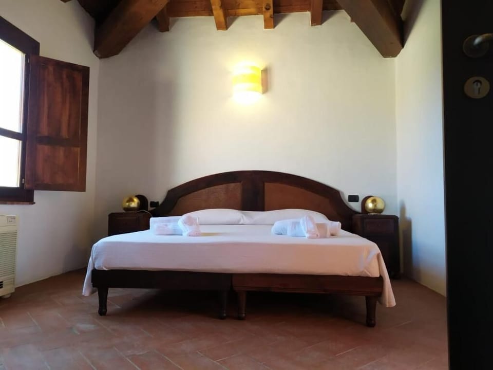 Triple Room, Garden View | Free WiFi