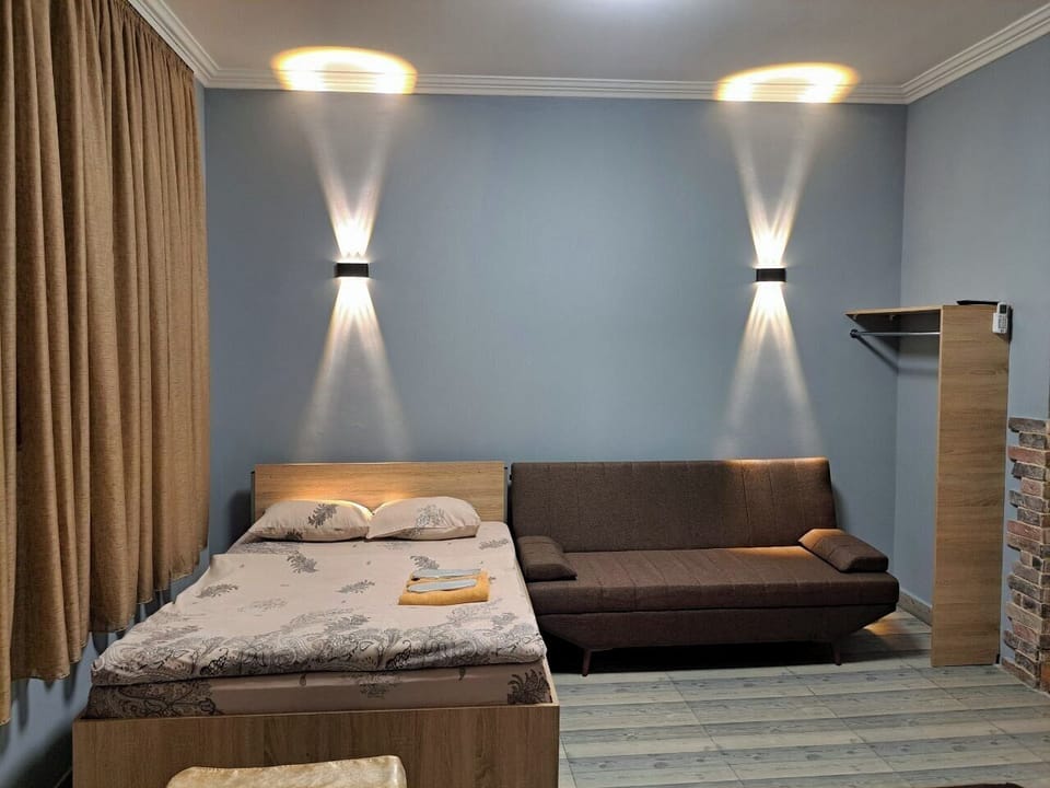 Double Room | Desk, free WiFi