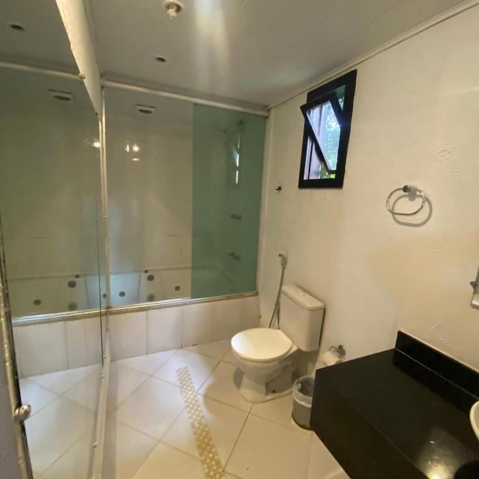 Superior Double Room, Lanai, Garden View | Bathroom | Combined shower/tub, towels, soap, shampoo
