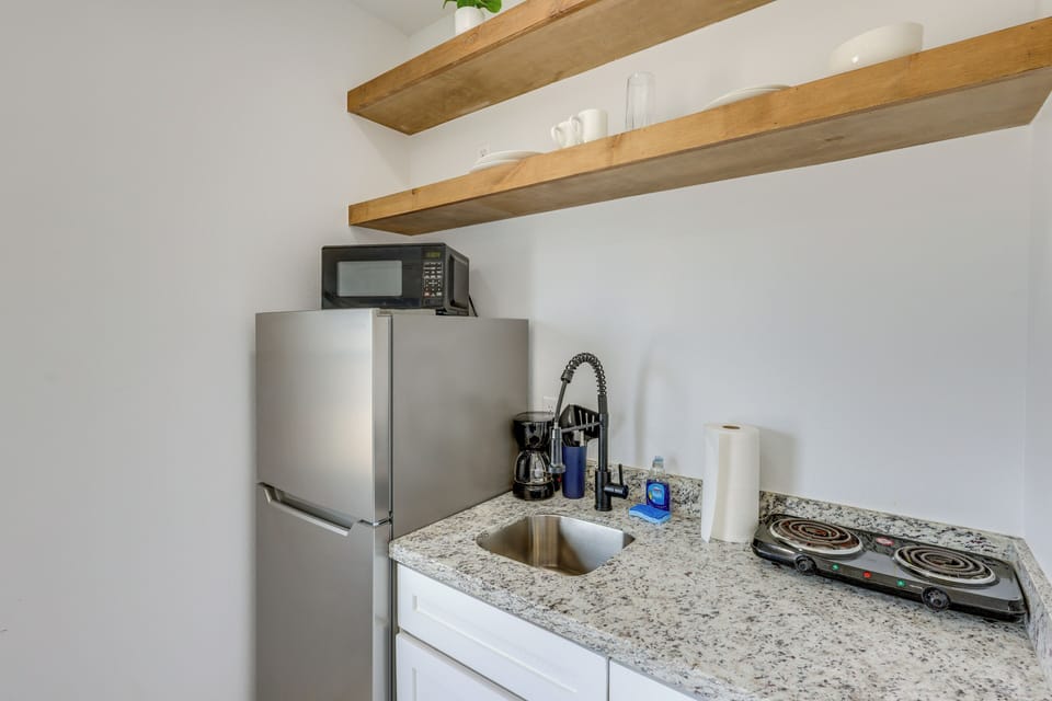 Apartment (0 Bedroom) | Interior