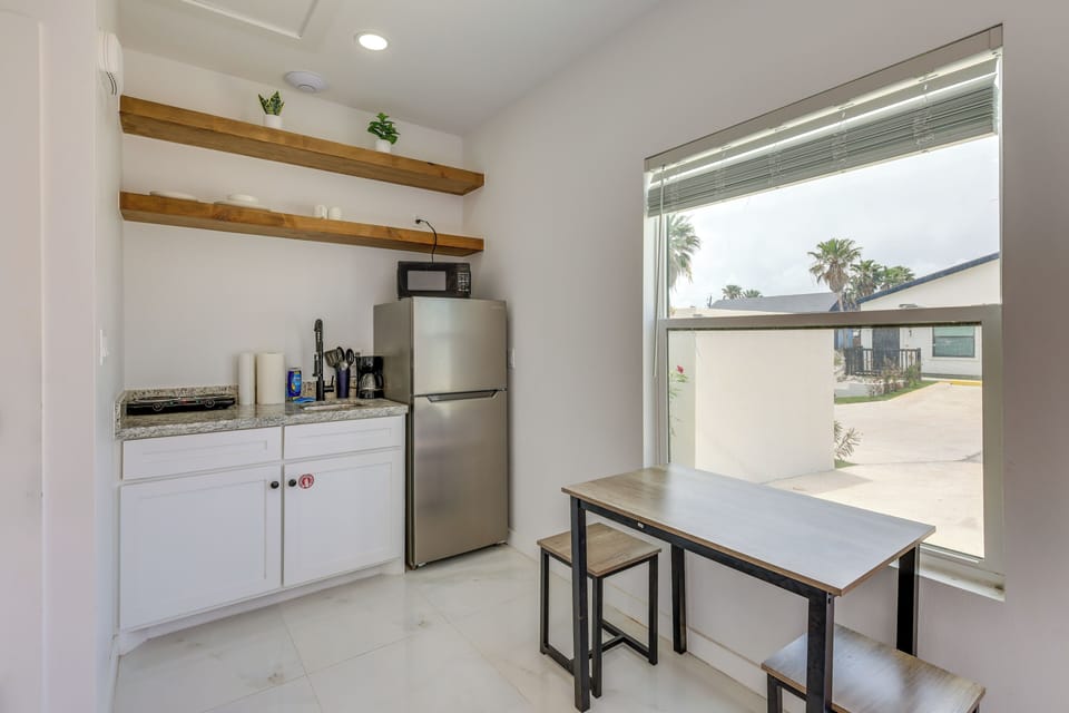 Apartment (0 Bedroom) | Interior
