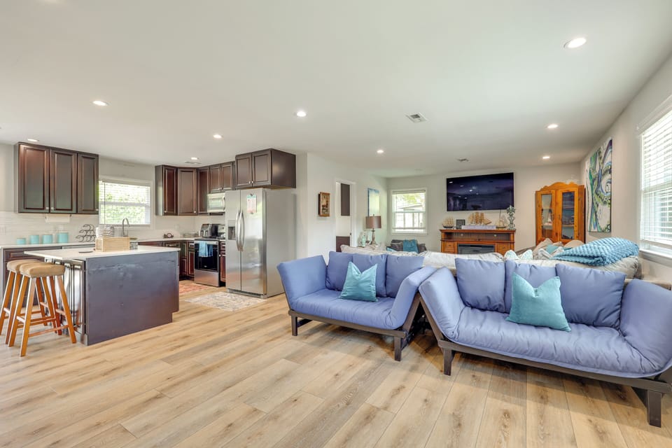 House (3 Bedrooms) | Interior