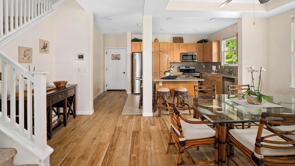 Nihilani at Princeville Resort #08A - Dining Room & Kitchen - Parrish Kauai