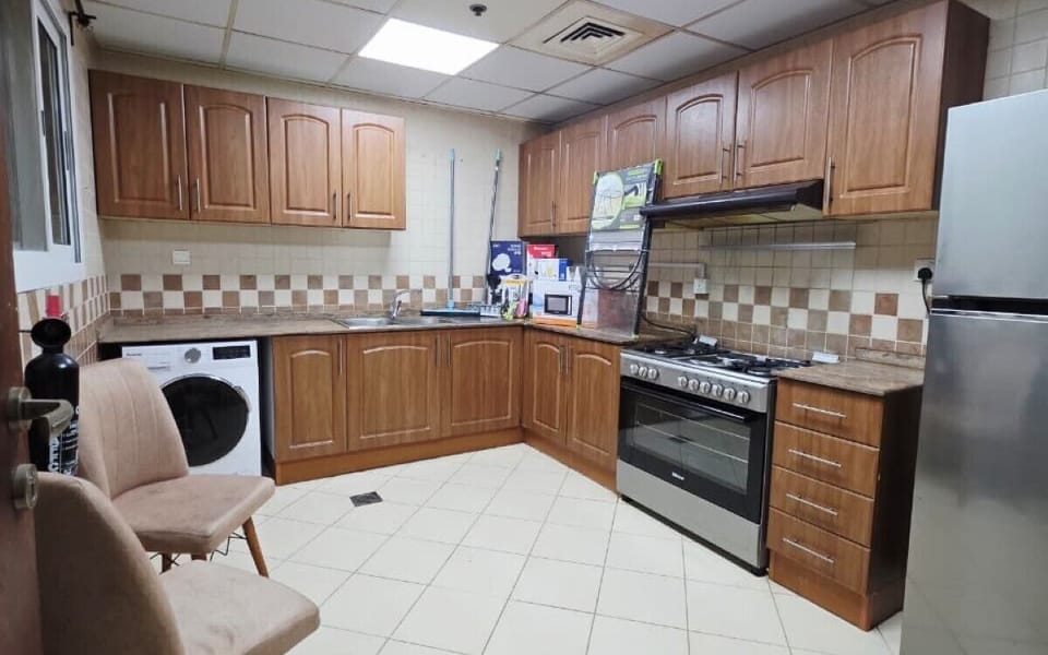 Comfort Apartment, Balcony, Beach View | Private kitchen | Full-size fridge, microwave, oven, cookware/dishes/utensils