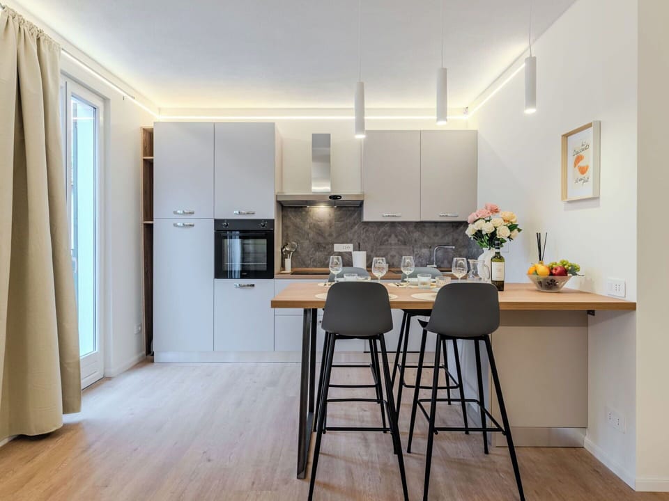 Furniture, Interior Design, Countertop, Kitchen, Flooring, Light Fixture, Wood, Ceiling, Kitchen & Dining Room Table, Home