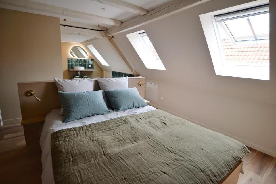 Blackout drapes, soundproofing, iron/ironing board (on request)