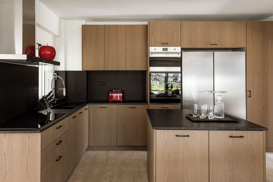 Superior Villa, Sea View | Private kitchen | Full-size fridge, microwave, oven, stovetop
