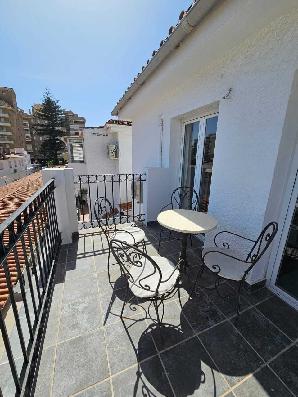 shared terrace for bedroom.1 and 2