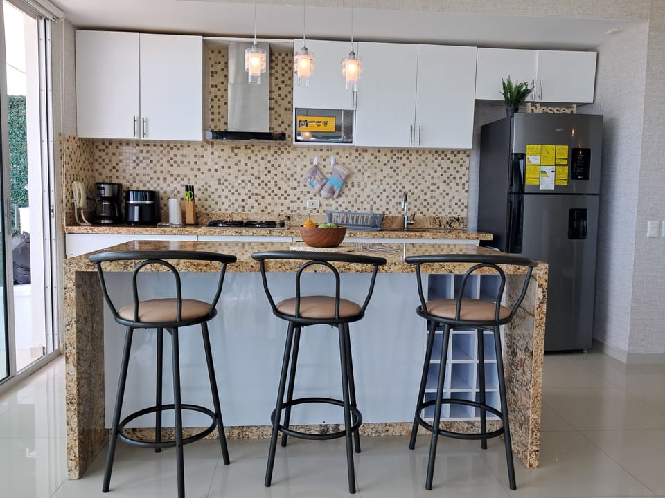 Deluxe Apartment, Balcony, Beach View | Private kitchen