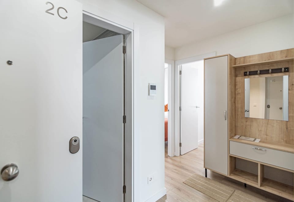 Zaga2c - Brand New Modern Apartment 200m to Beach Apartment in Estepona
