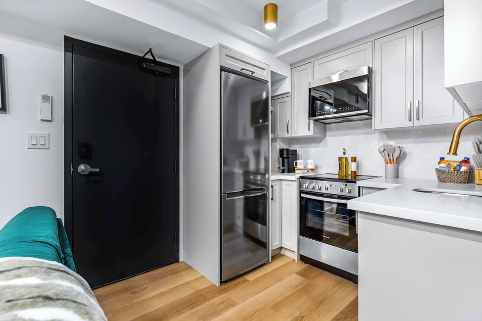 Studio (1 Bedroom) | Interior