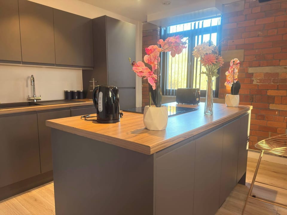 Apartment, 2 Bedrooms, City View | Interior