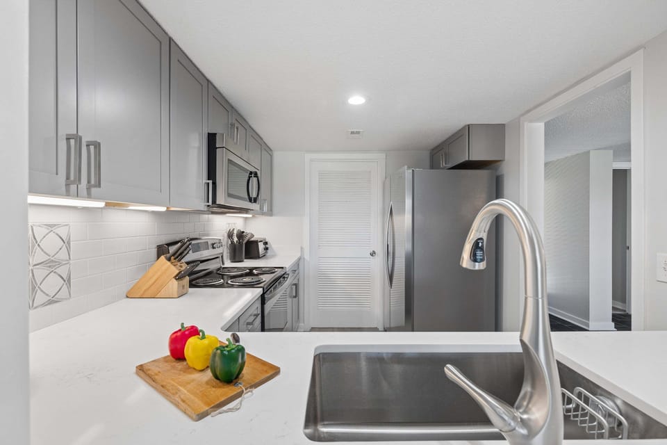 Stainless steel appliances to cook an amazing meal!