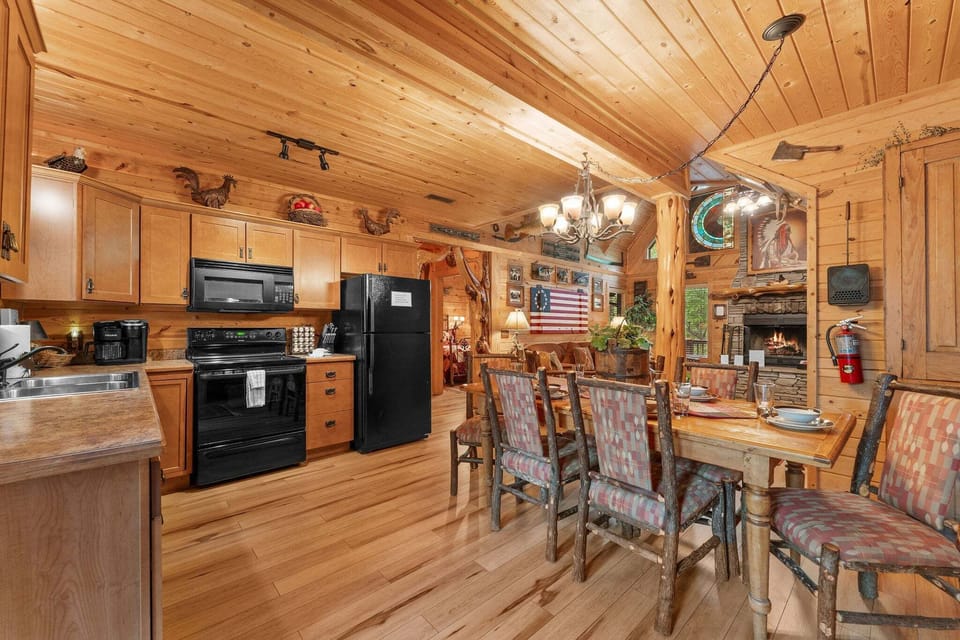Fully Equipped Kitchen and Dining Area