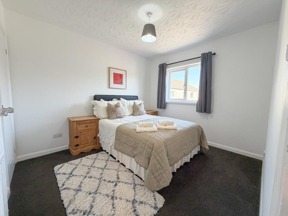 Pleasant View - 3 Bedroom Holiday Home - Pembroke (27909)