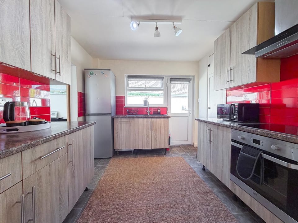 Indigo Blue - 2 Bedroom Holiday Home - Manorbier (27988)