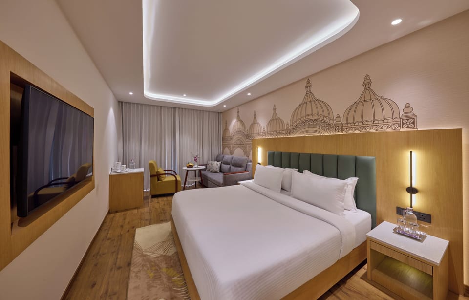 Standard Double or Twin Room, City View | Desk, laptop workspace, WiFi (free)