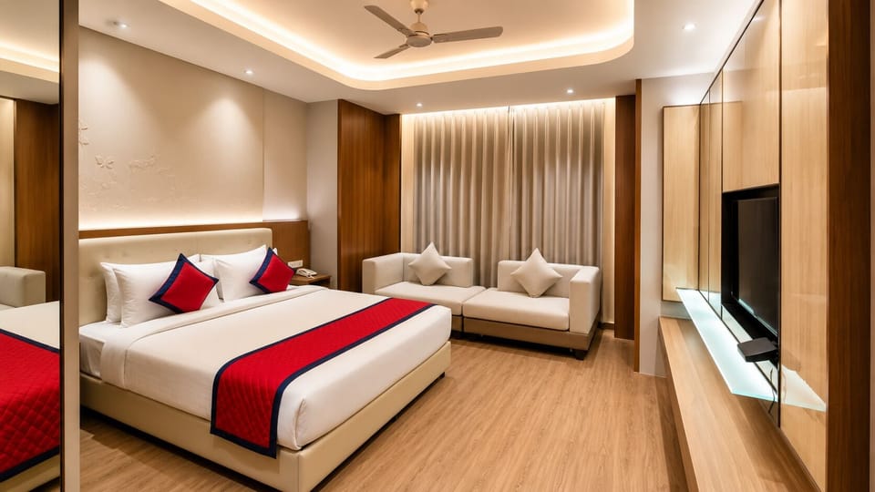 Deluxe Room | Premium bedding, minibar, in-room safe, desk