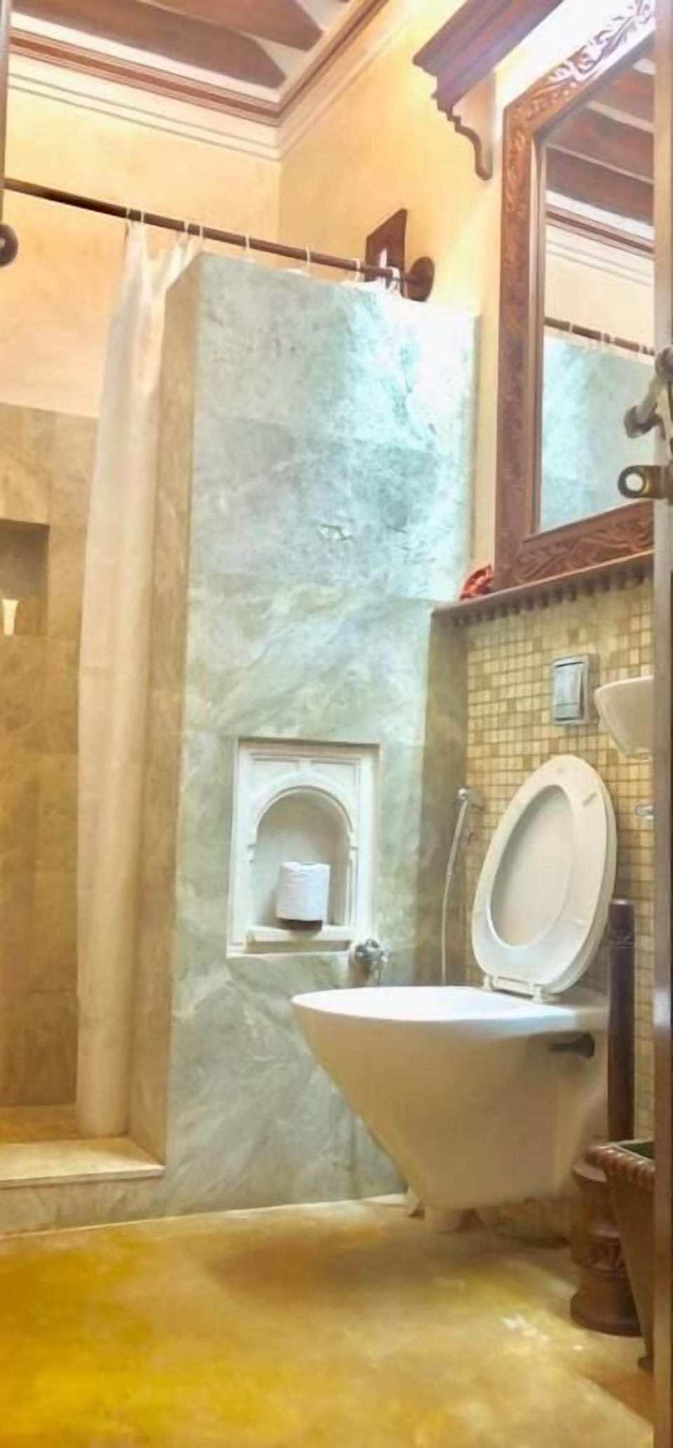 Standard Double Room, Balcony, City View | Bathroom | Slippers