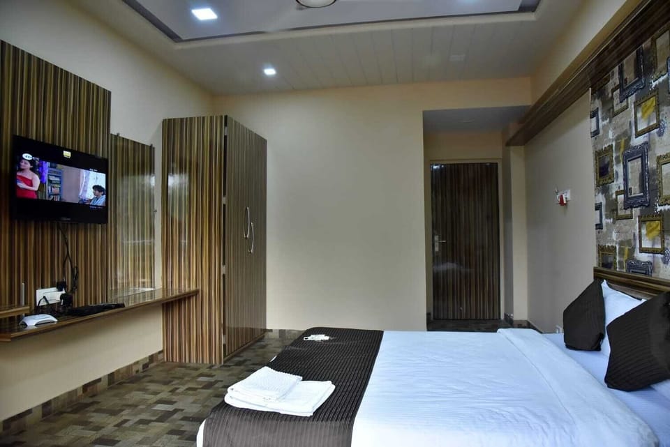 Deluxe Double Room, City View | Free WiFi