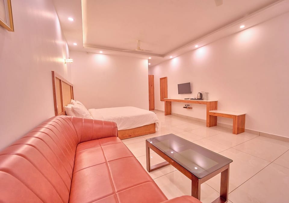 Double Room | Free WiFi, bed sheets