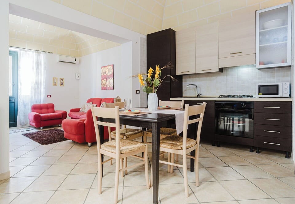 Kitchen, Living Room