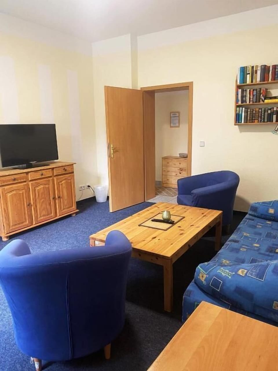 Condo, 2 Bedrooms, Garden View | Living area | 32-inch TV with satellite channels, table tennis, books