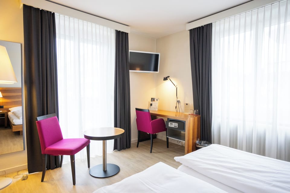 Superior Double Room | In-room safe, desk, laptop workspace, blackout drapes