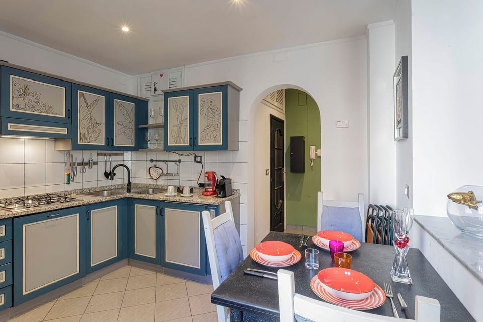 Apartment | Private kitchen | Espresso maker, electric kettle, toaster