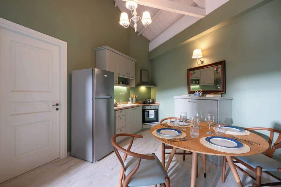 Kitchen and dining space with modern finishes