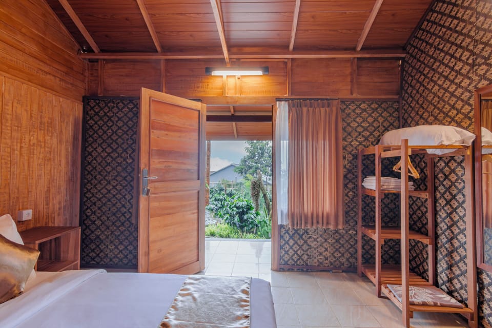 Standard Double Room, Garden View | Free WiFi