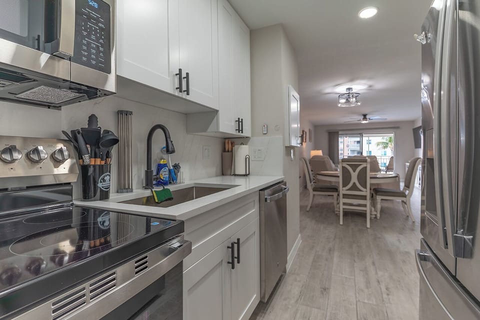 Newly Remodeled Kitchen