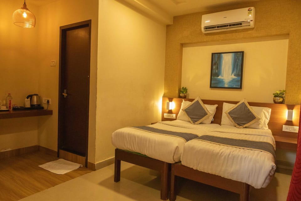 Deluxe Double Room | Desk, free WiFi