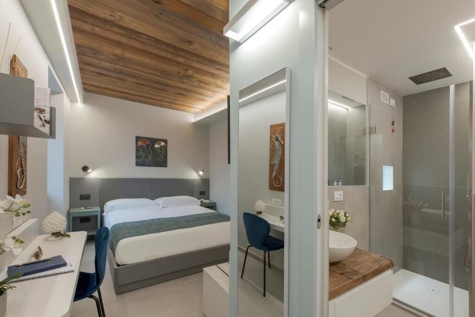 Superior Double or Twin Room, Garden View | In-room safe, soundproofing, WiFi (free)
