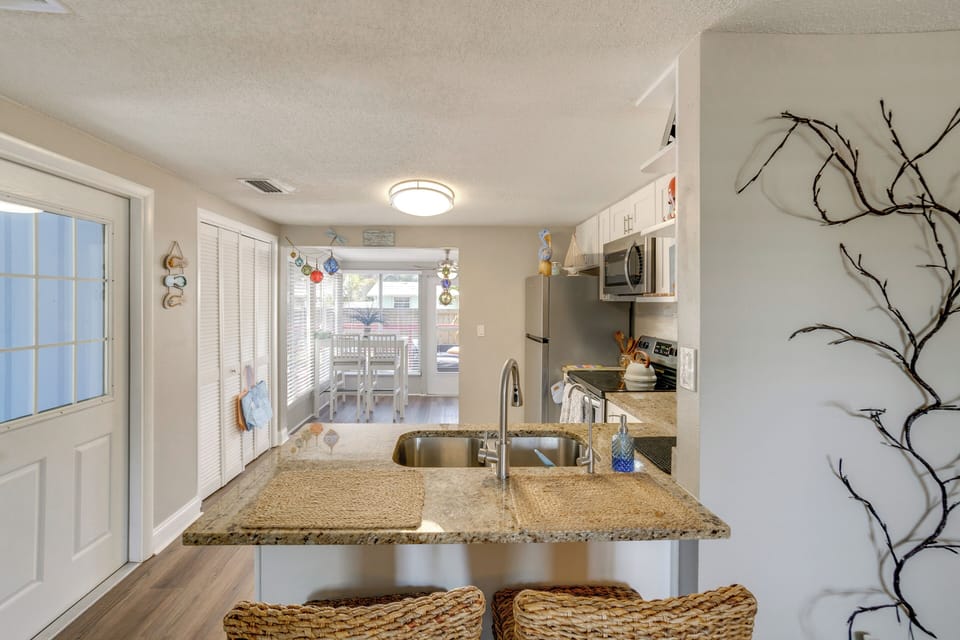 House (2 Bedrooms) | Interior