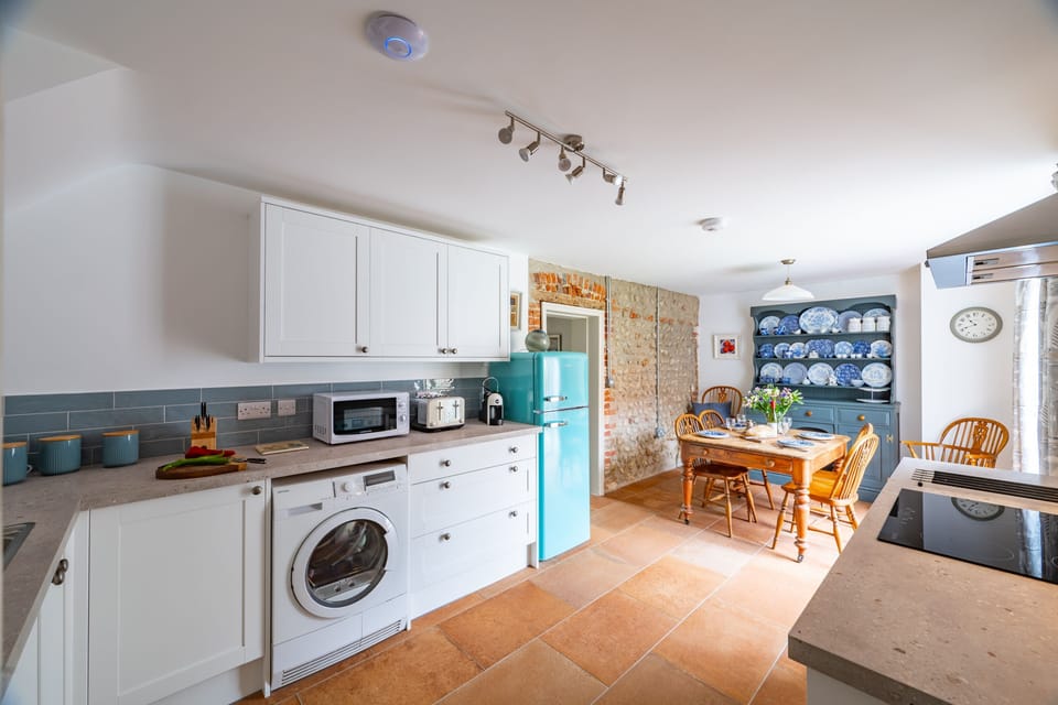 Mollie's Cottage, Overstrand: Kitchen/ dining room
