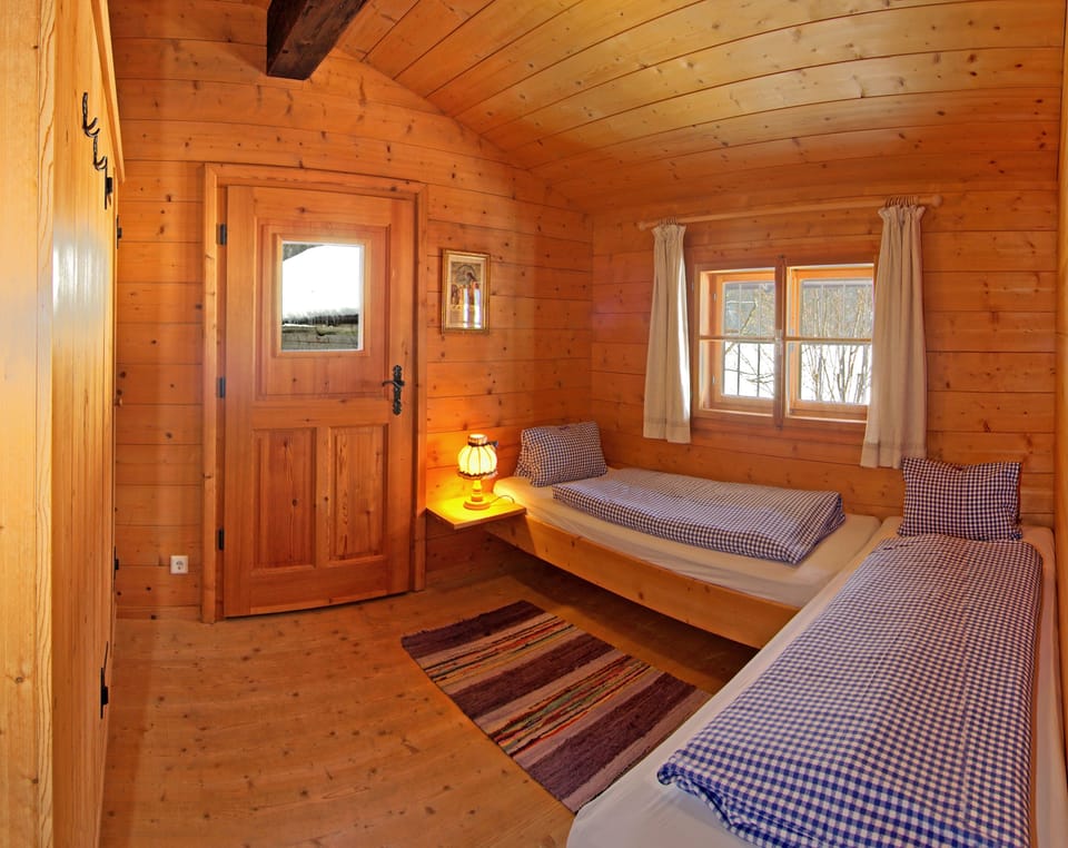 Chalet Scheffsnother Stube, 5 bedrooms  (110 m²) | Iron/ironing board (on request), WiFi (free)