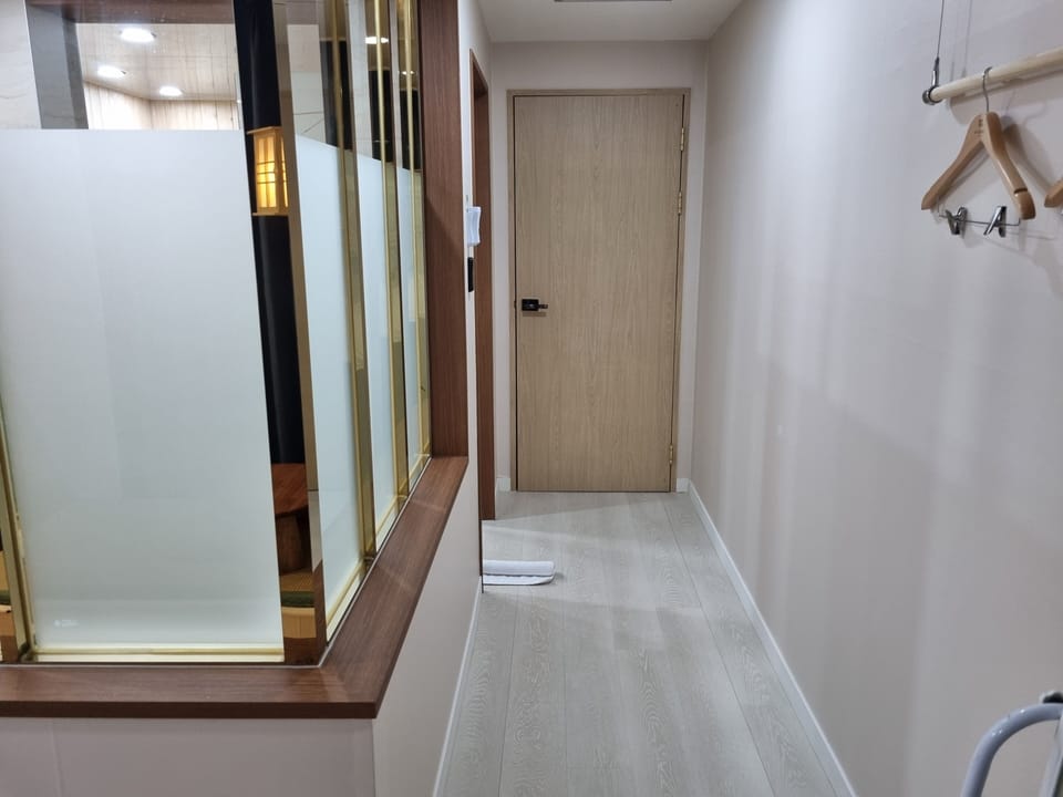 Luxury Double Room, City View | Desk, laptop workspace, blackout drapes, soundproofing