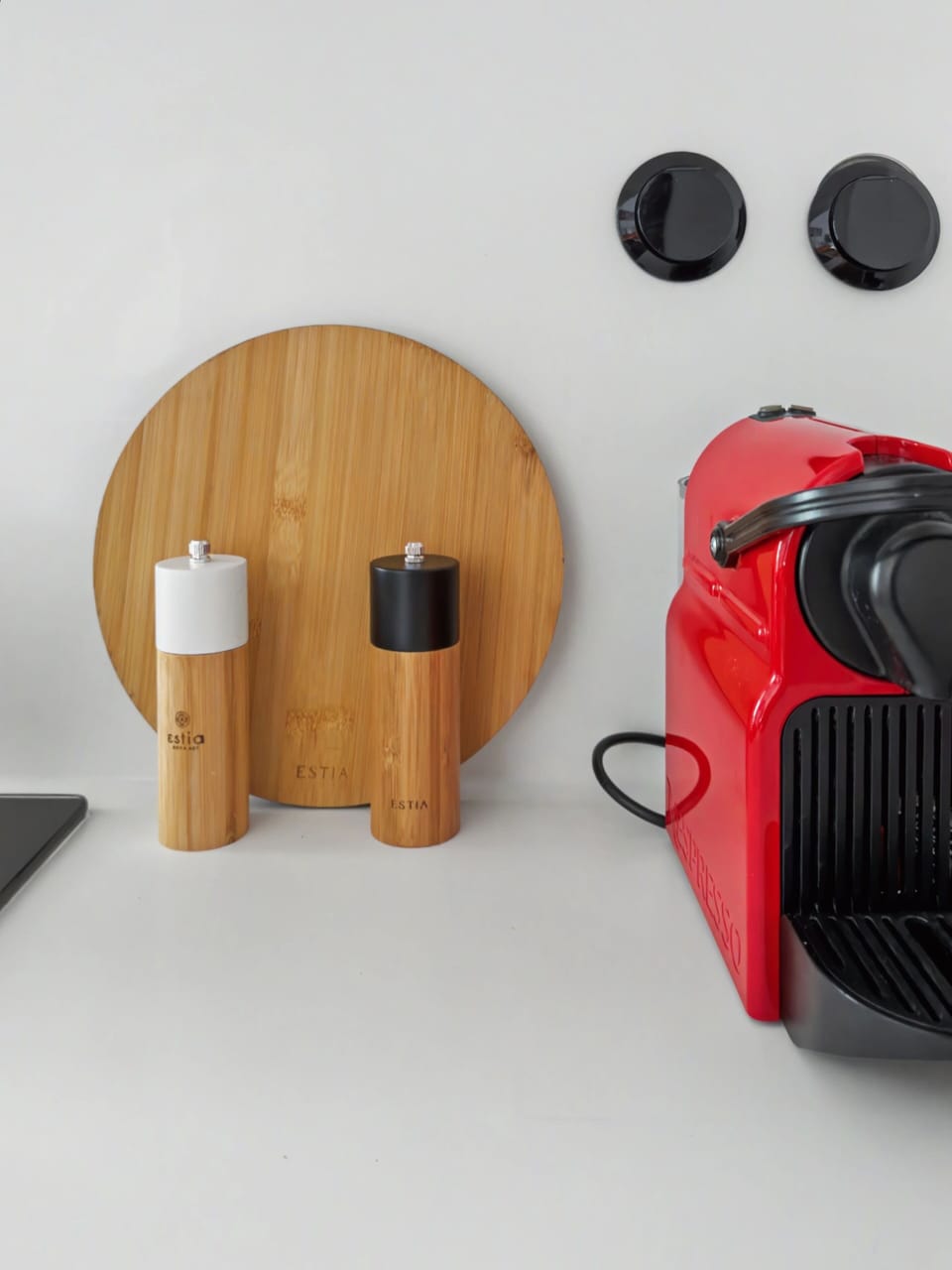 "Fully equipped and organized for your culinary needs. From premium cutlery to essential kitchen gadgets, we provide everything you need to whip up a delicious homemade meal with absolute ease."