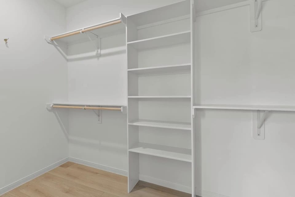 Master Bedroom Closet